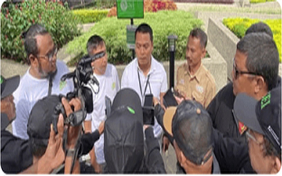 Hijaukan Bumi, SEI Ajak Stakeholder dan Media Tanam Ribuan Pohon