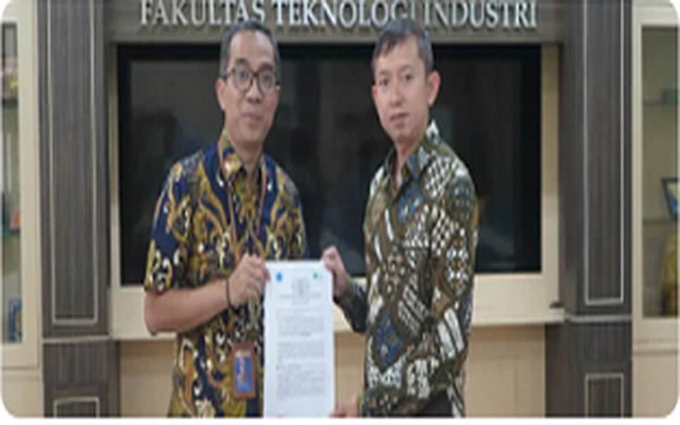 Hijaukan Bumi, SEI Ajak Stakeholder dan Media Tanam Ribuan Pohon